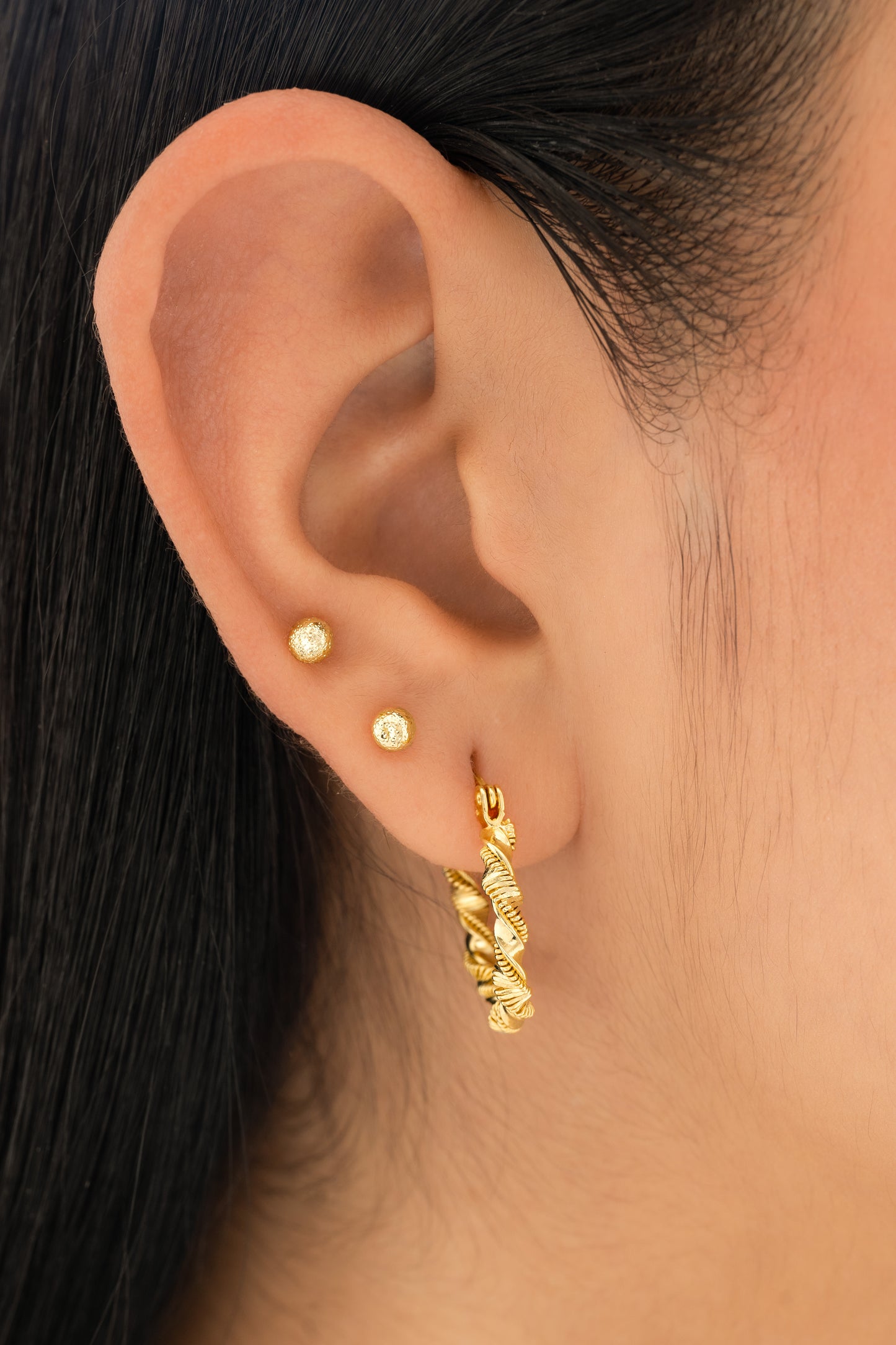 Turned Med Hoop Earrings