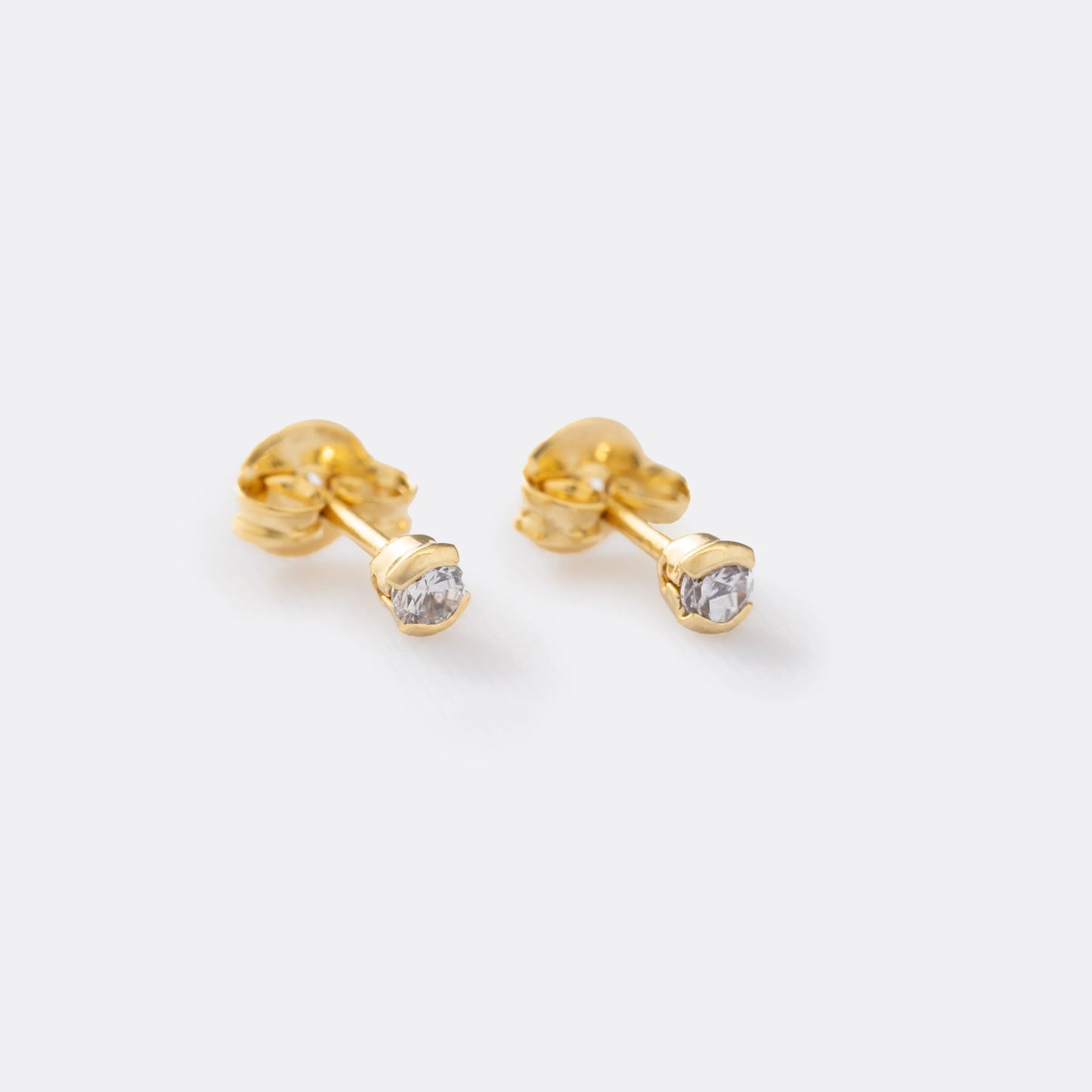 Round Zirconia 2mm Earrings