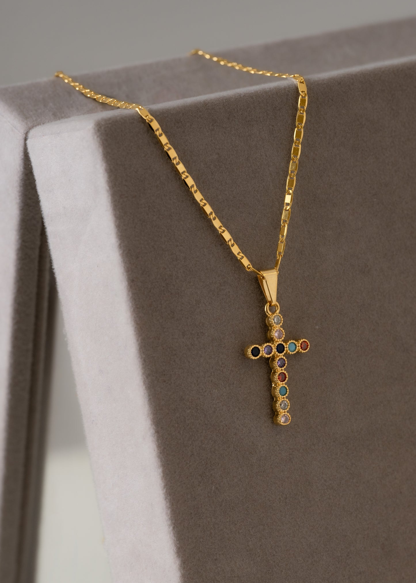 Cross Colors Pendant