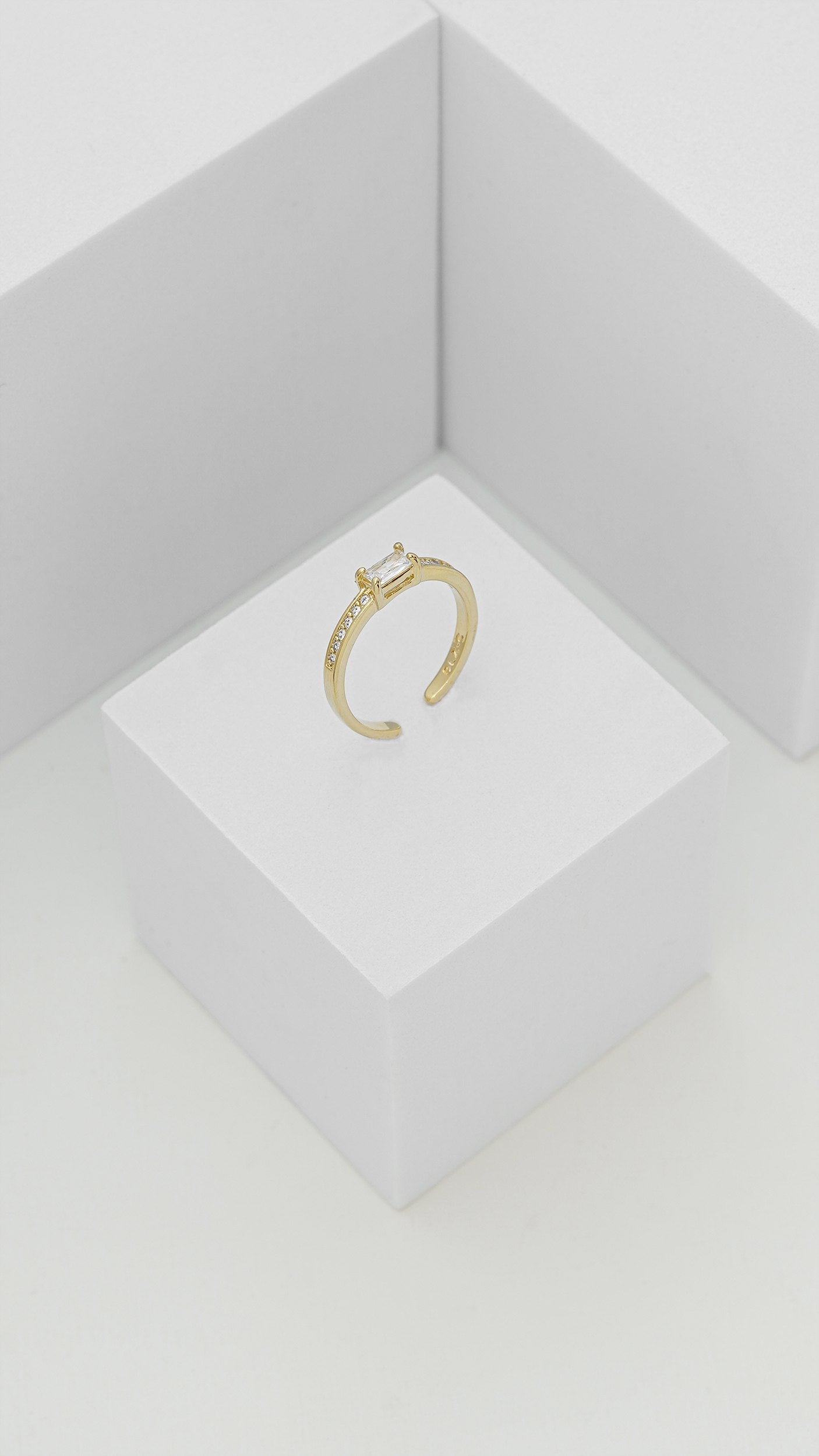 Monarchy Adjustable Ring
