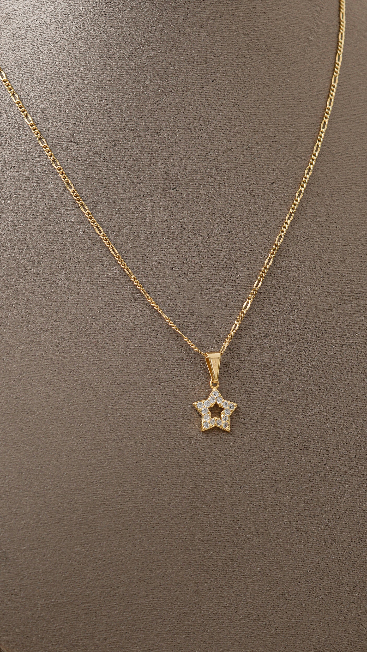 Star Zircon Pendant