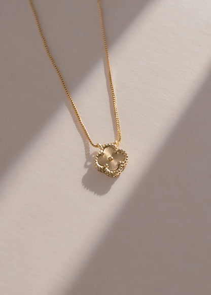 Clover Pendant Chain